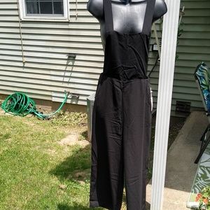 Forever 21 nwt overall culottes.